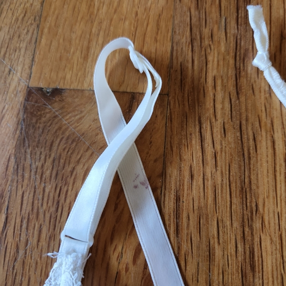 Lacey white bodysuit - Picture 2 of 4